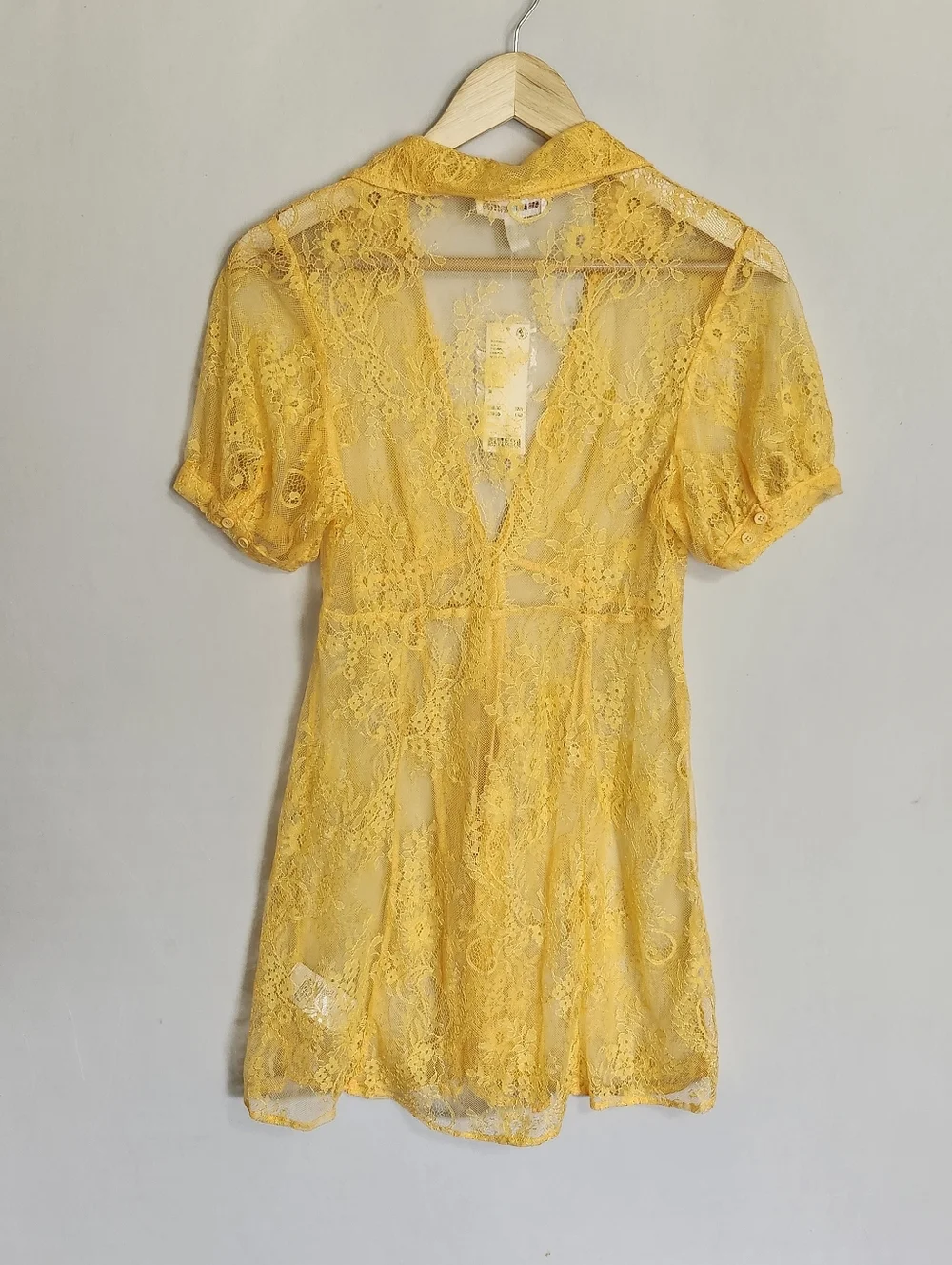 Urban Outfitters 'Connie' Sheer Lace Mini Dress Size M - Picture 9 of 9
